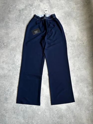 Alo Yoga Suit Up Trouser (1)