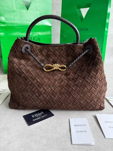 Bottega Veneta Suede Intrecciato Andiamo bag (12)