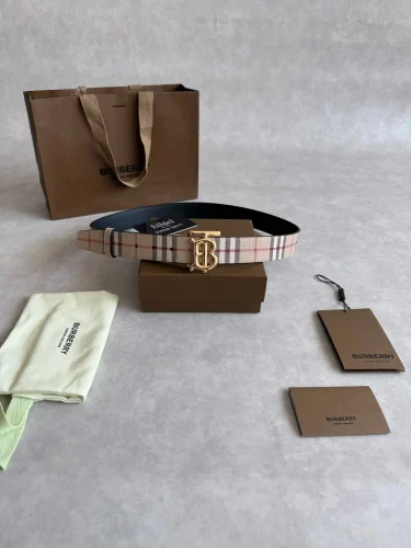 Burberry Reversible Check TB Belt (1)