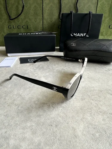 CHANEL 5416 Oval Sunglasses (2)