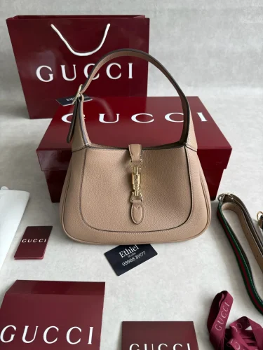 Gucci Jackie 1961 Small Textured-leather Shoulder Bag (1)