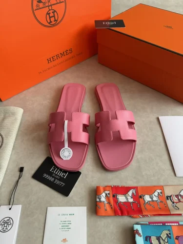 Hermès Oran Sandals, pink (3)