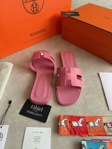 Hermès Oran Sandals, pink (7)