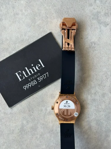 Hublot Classic Fusion King Gold Diamonds (5)