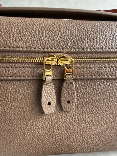 Loro Piana Extra Softy Bag L33 (5)