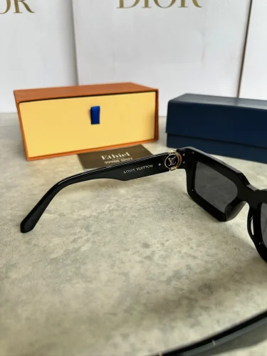 Louis Vuitton LV Clash Square Sunglasses (2)