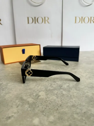 Louis Vuitton LV Clash Square Sunglasses (7)