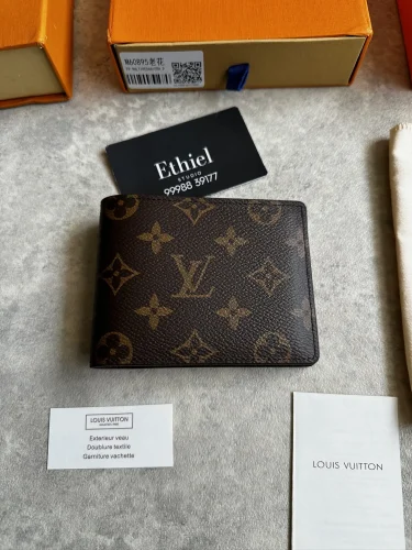 Louis Vuitton Monogram Multiple Wallet (7)