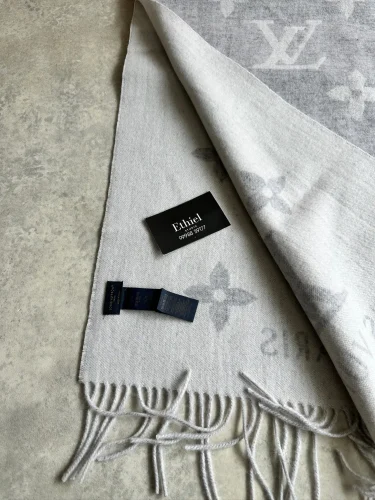 Louis Vuitton Scarf Accented With An Oversized (1)