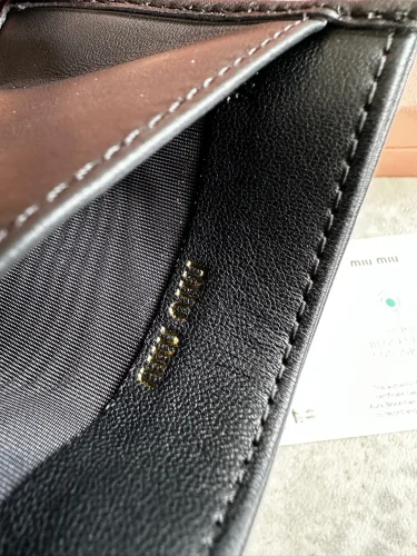 Miu Miu Matelassé Nappa Leather Card Holder (4)