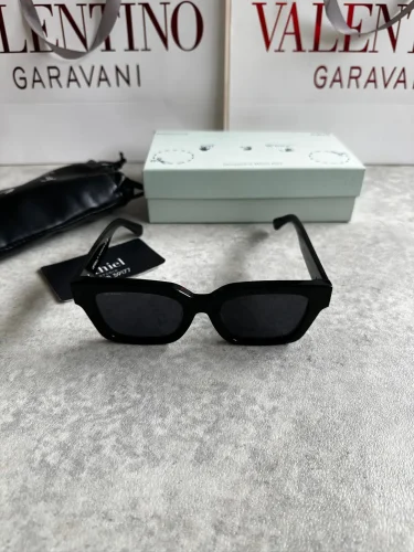 Off-White Virgil Sunglasses (9)