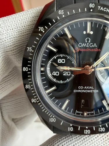 Omega Speedmaster _Dark Side of the Moon_ luxury watch (8)