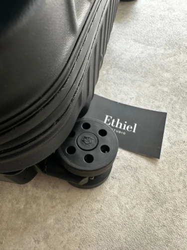 RIMOWA Essential Sleeve Cabin Suitcase in Black, (2)