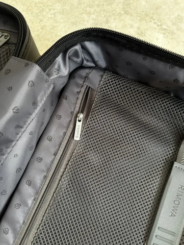 RIMOWA Essential Sleeve Cabin Suitcase in Black, (6)