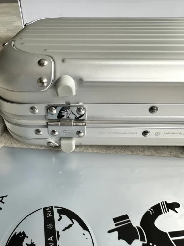 RIMOWA Original Cross Body Bag (3)