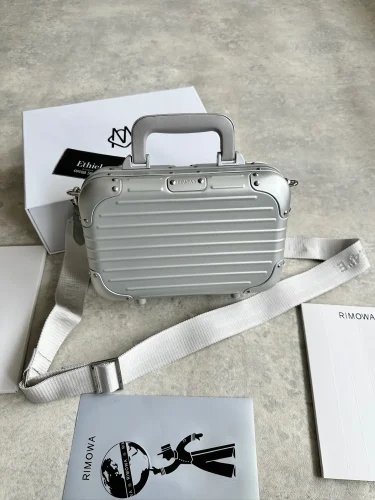 RIMOWA Original Cross Body Bag (9)