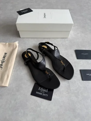 Saint Laurent Cassandre flat leather sandals (3)