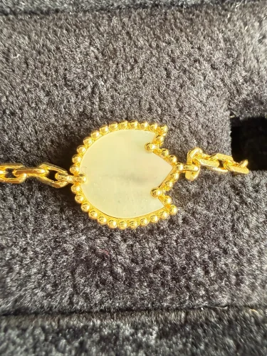 Van Cleef & Arpels Lucky Spring Butterfly Bracelet (8)