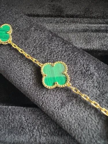 Van Cleef & Arpels Vintage Alhambra 5-motif bracelet (18)