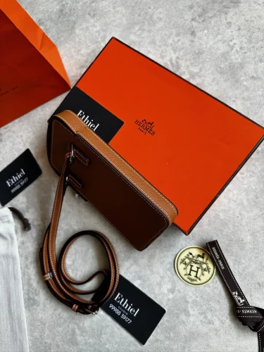 hermes phone bag (12)